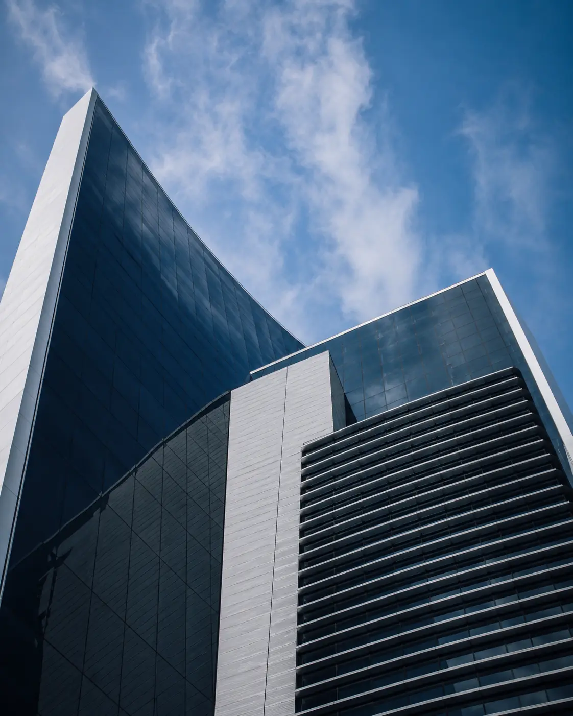 Arquitetura corporativa em contra-plongée
